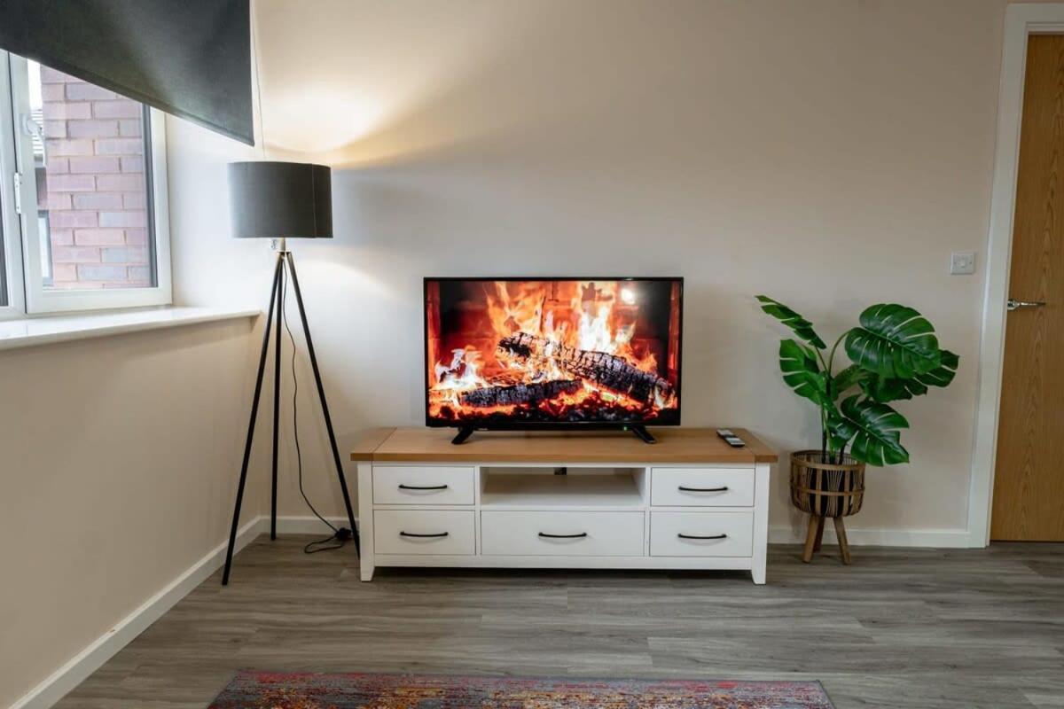 Modern 1 Bedroom Apartment In مانشستر المظهر الخارجي الصورة